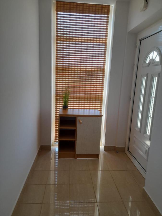 Holiday Home Anita Unesic Luaran gambar