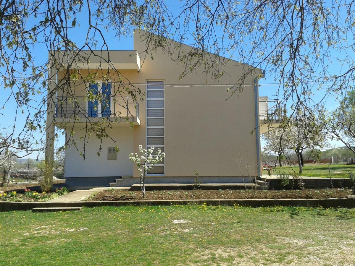 Holiday Home Anita Unesic Luaran gambar